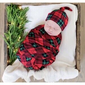 NEW Milkmaid Goods red green newborn infant Christmas Plaid Swaddle and Hat Set